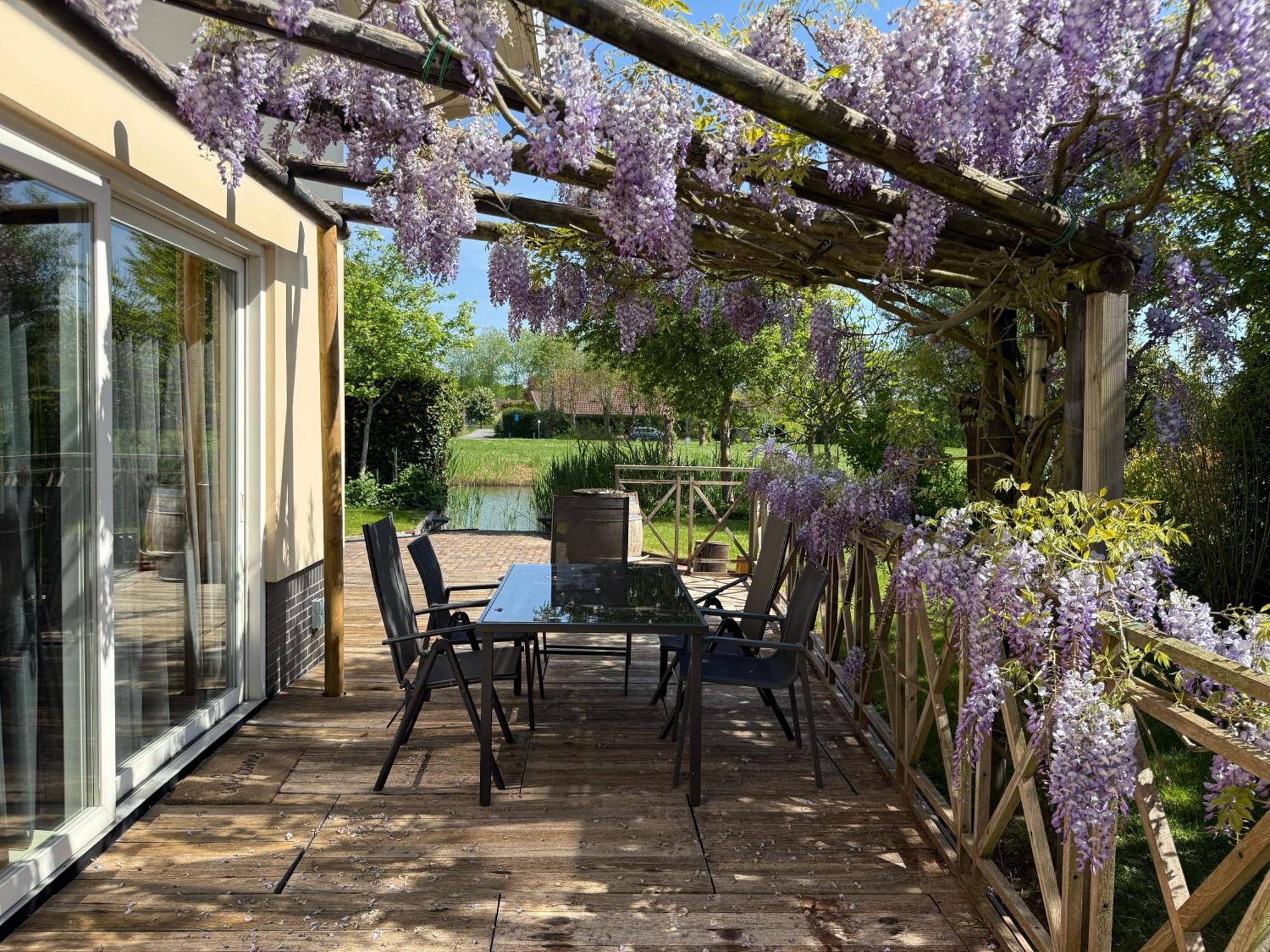 Spacious Comfort Villa Vera With Hottub Zeewolde Exterior photo