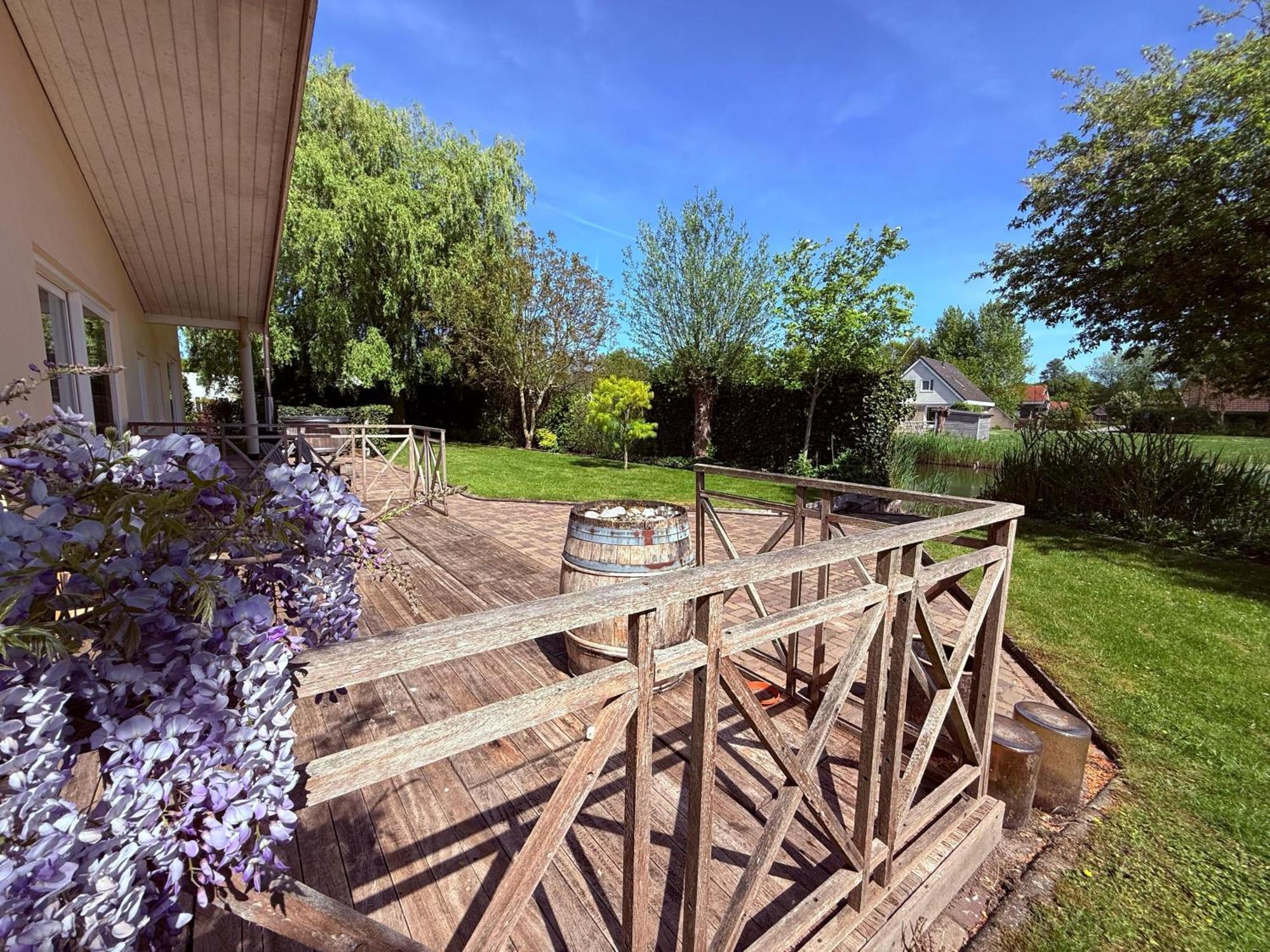 Spacious Comfort Villa Vera With Hottub Zeewolde Exterior photo